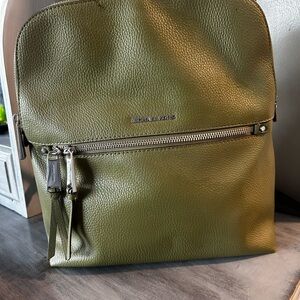 Michael Kors Olive Green Bag Men’s/Women's
